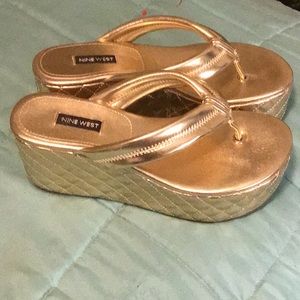Nine West sandals platform golden have never been worn
